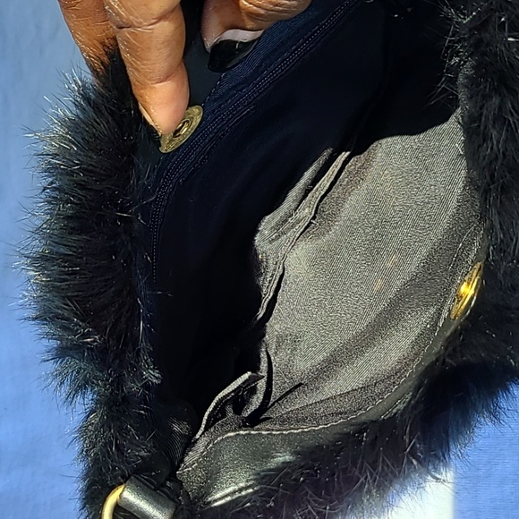 The Limited Black Fur Purse is so cute for the winter time, wear it with a fur! - Picture 4 of 5